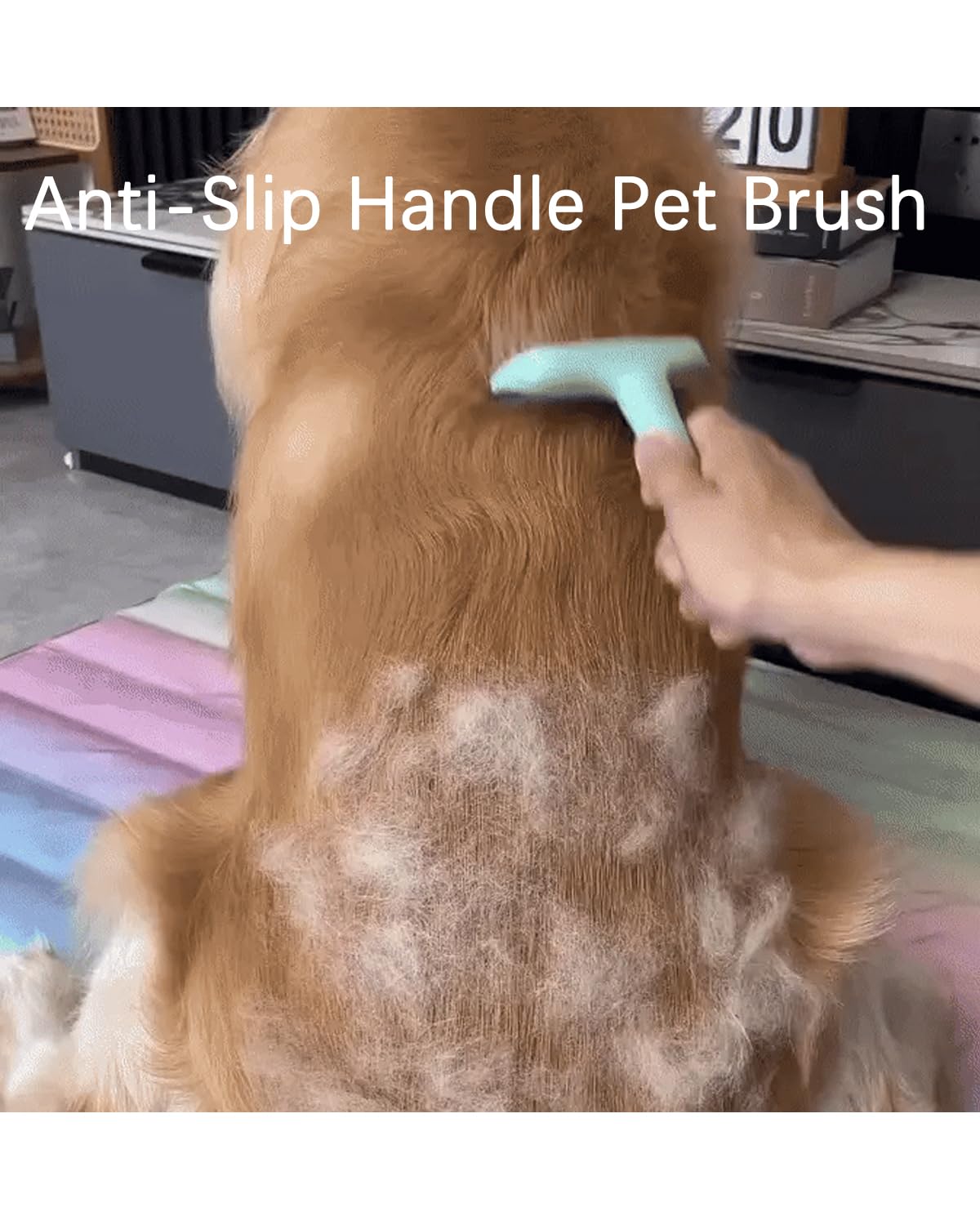 Ravunelo™ V-Tooth Deshedding Comb for Dogs & Cats